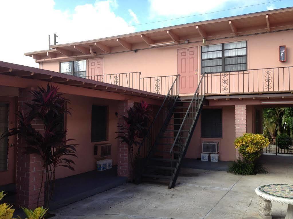 Helen Apartments & Motel Γουεστ Παλμ Μπιτς Εξωτερικό φωτογραφία